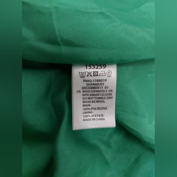 Elegant Green Sleeveless Dress - Picture 7 of 8